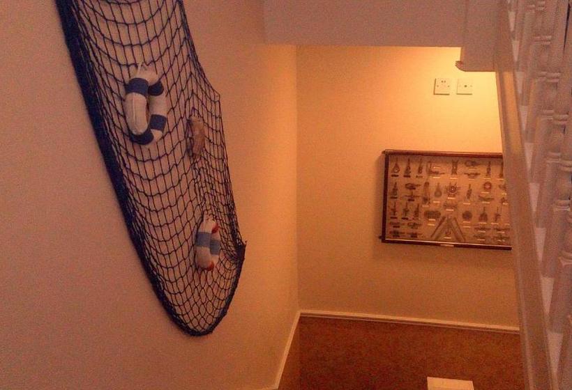 호텔 The Shipwright Guesthouse