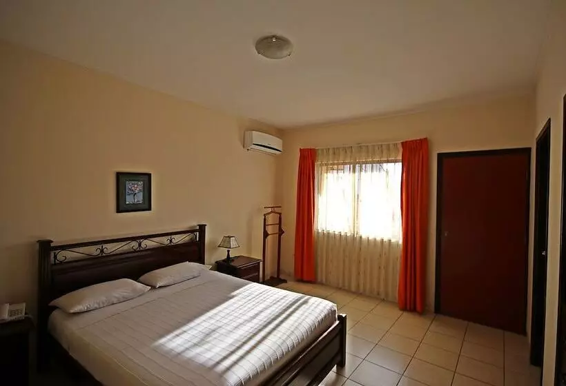 هتل Villa Magna Apart