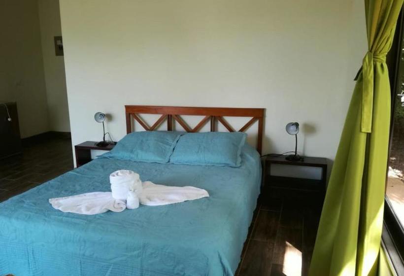 تختخواب و صبحانه Arenal Garden Lodge