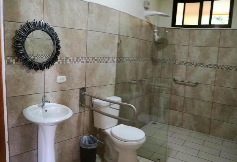 تختخواب و صبحانه Arenal Garden Lodge