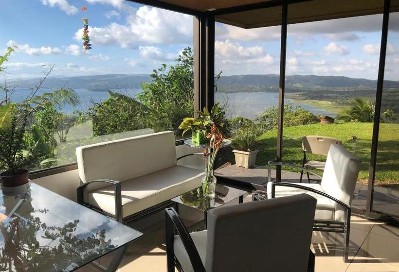 تختخواب و صبحانه Arenal Garden Lodge