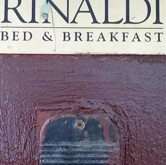 تختخواب و صبحانه Rinaldi History