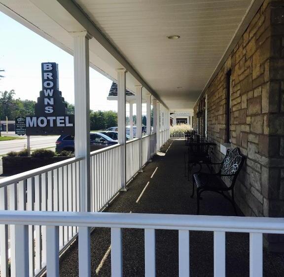 Brown S Motel