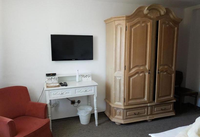 Отель Landhaus Akazienhof