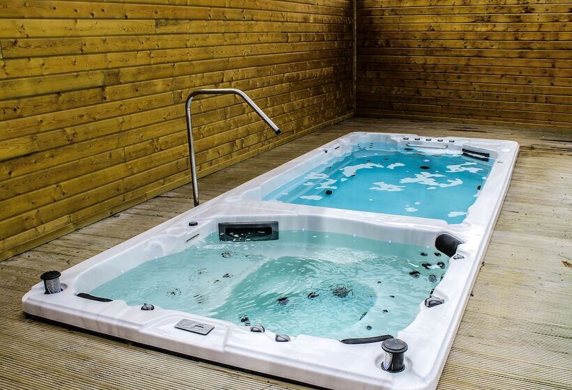 בית מלון כפרי De Maretak