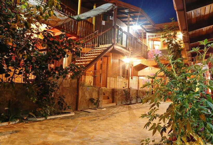 Отель El Atardecer