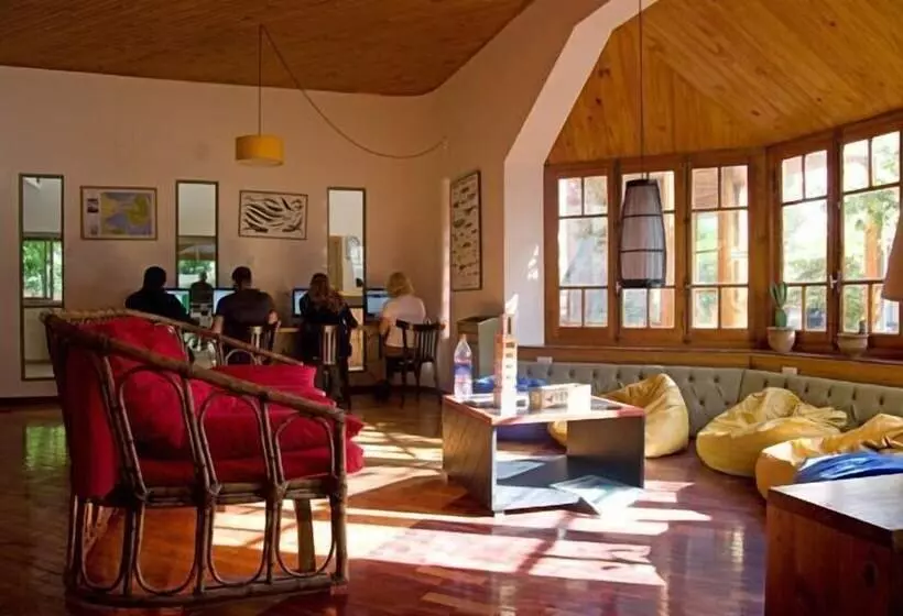 هتل El Gualicho Hostel