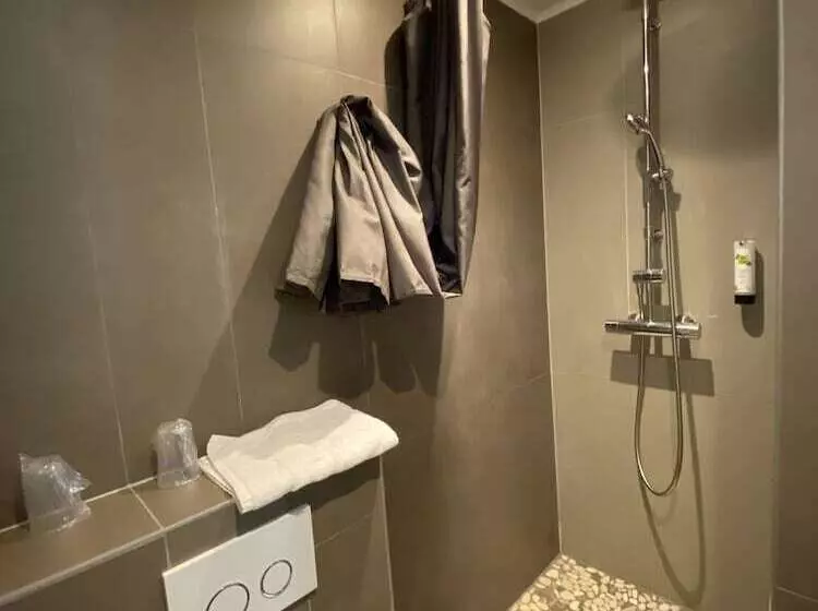 هتل Enzo Hôtels   St Eloy Metz Amneville By Kyriad Direct