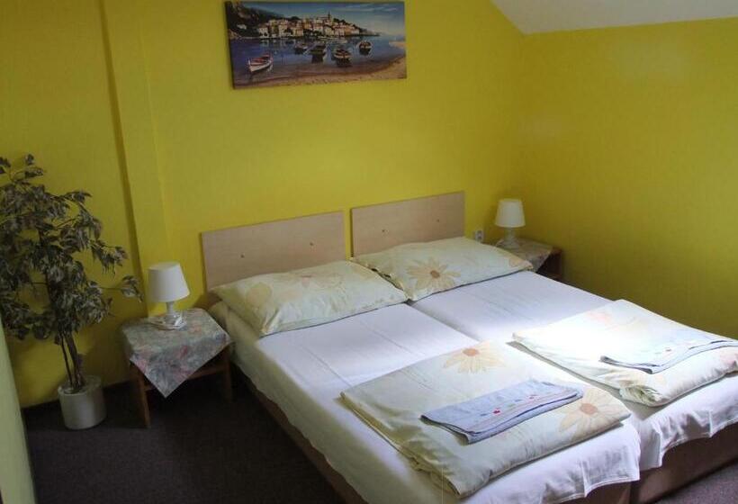 בית מלון כפרי Formule