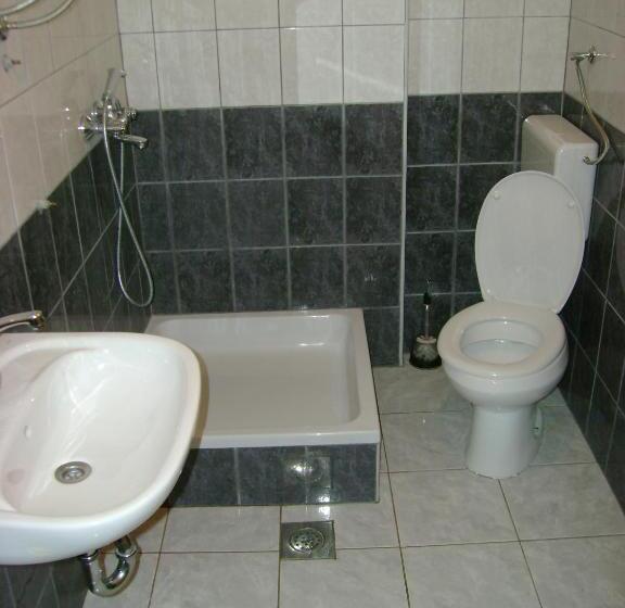 هتل Guest House Robi