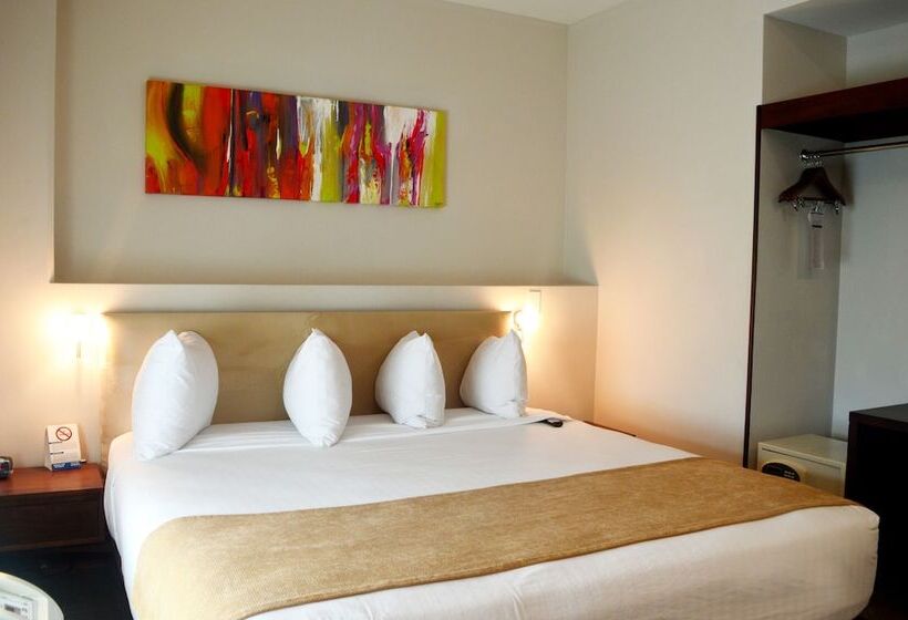 هتل City Express By Marriott Esteli