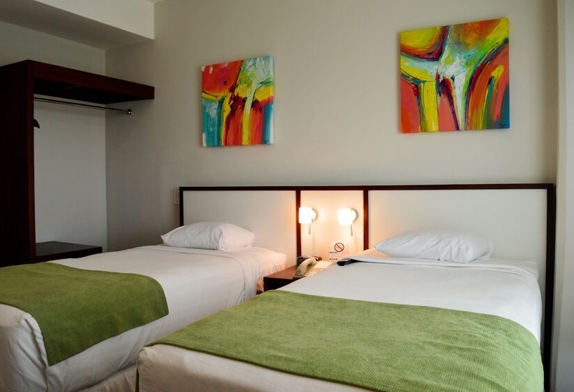 هتل City Express By Marriott Esteli