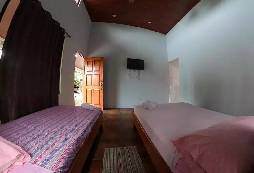 هتل Laureles Collection Uvita   Cabinas Los Laureles
