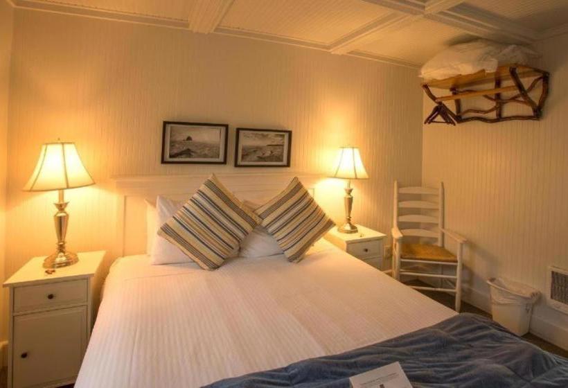 هتل Mcbee Cottages