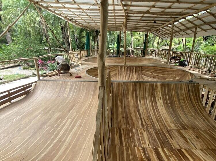 酒店 Pacifica Surf Studios