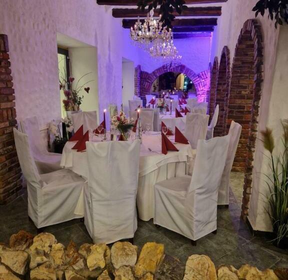 호텔 & Restaurant Bei Baki