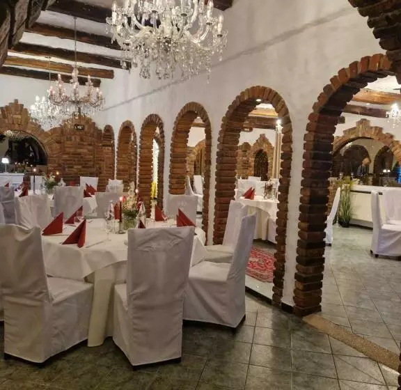 Hotelli & Restaurant Bei Baki