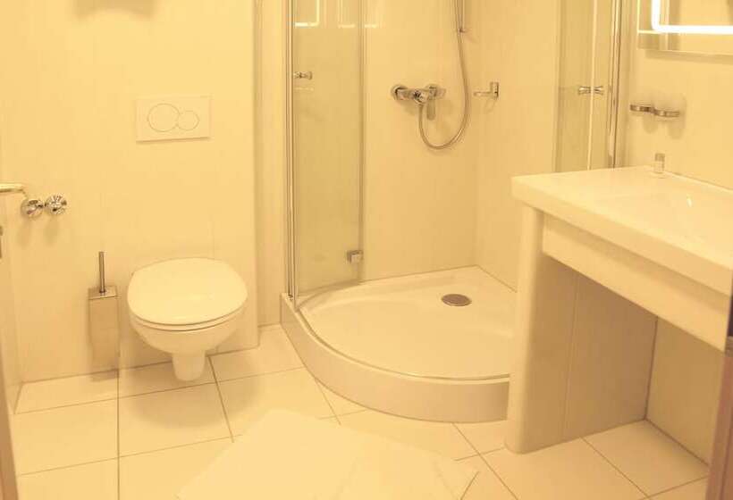 호텔 & Restaurant Bei Baki