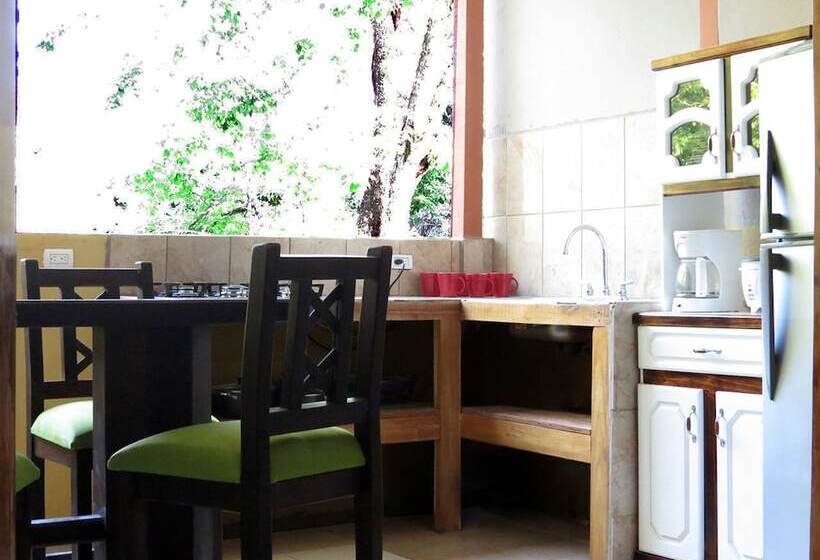 Hotelli Rustico Santa Teresa