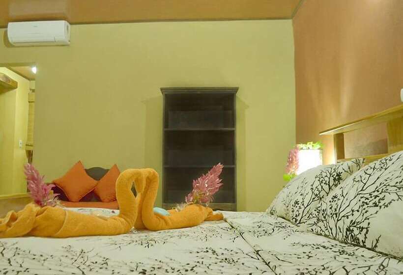 Hotelli Rustico Santa Teresa