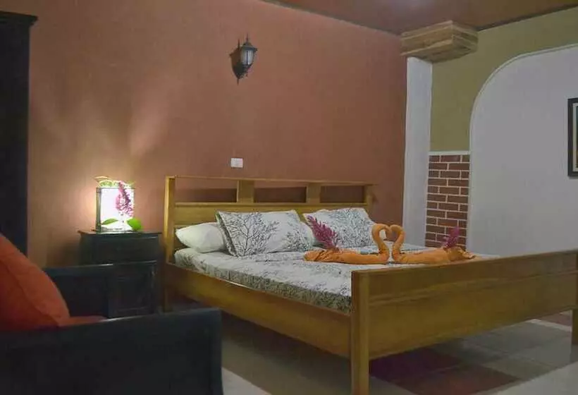 هتل Rustico Santa Teresa