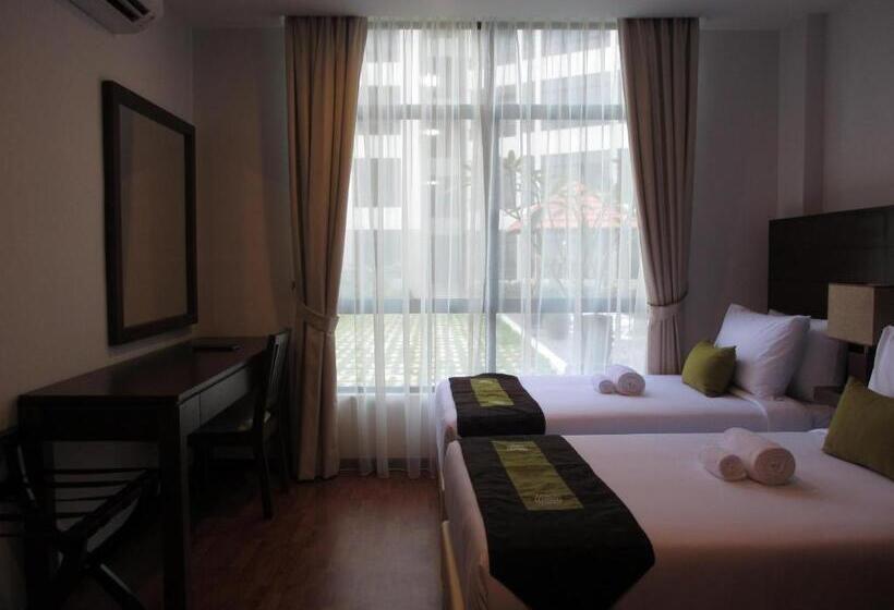 בית מלון כפרי Samsuria Beach Resort & Residence