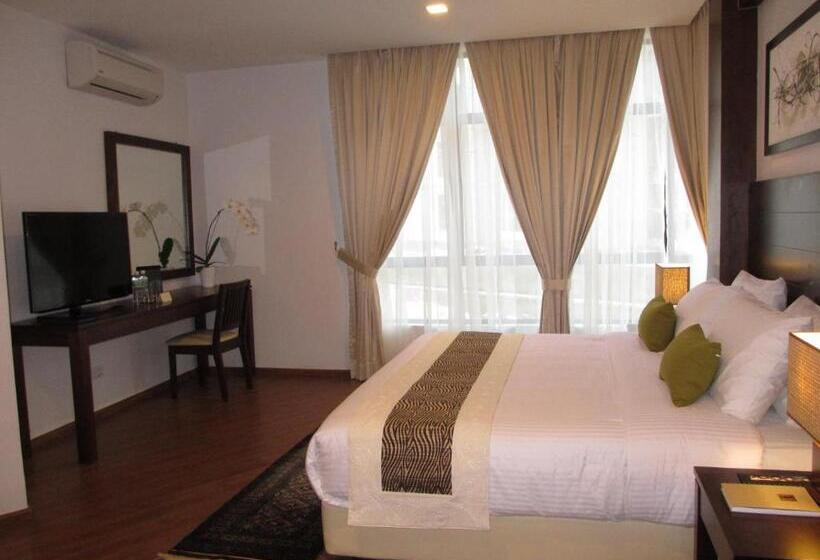 בית מלון כפרי Samsuria Beach Resort & Residence