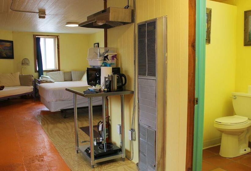 酒店 Snowmansion Taos Adventure Lodge