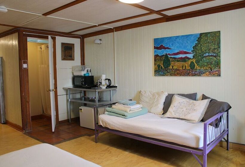 酒店 Snowmansion Taos Adventure Lodge