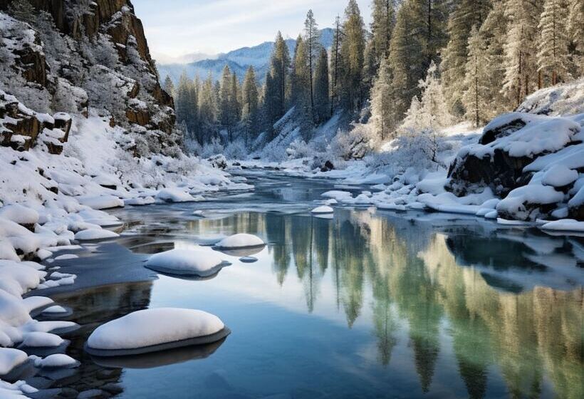 فندق Strawberry Inn