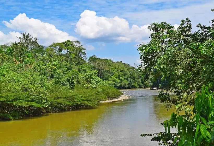 ホテル Suchipakari Jungle Lodge