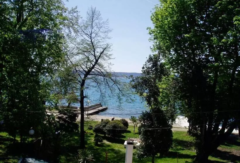 Hotelli Villa šoulavy