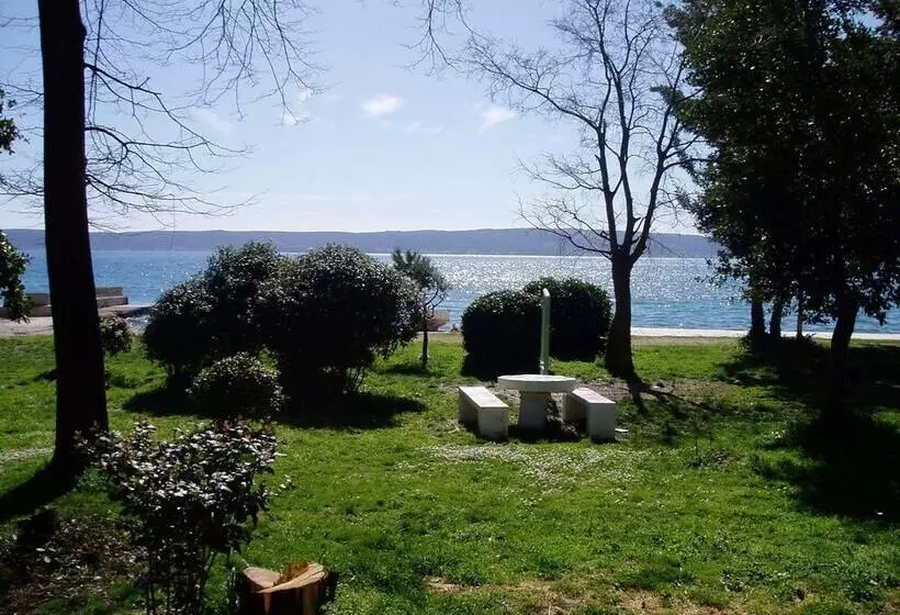 Hotelli Villa šoulavy