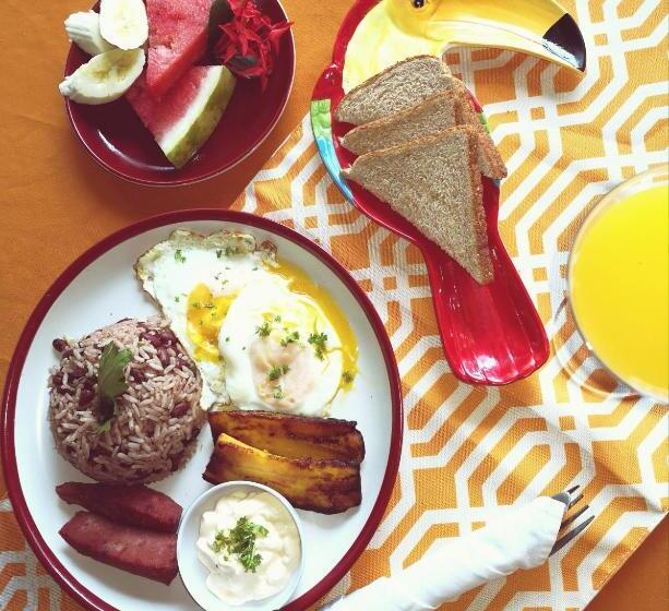 هتل Villas De La Colina