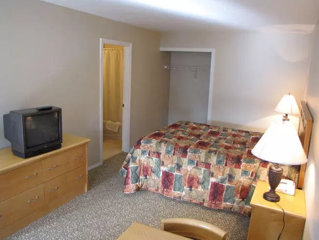 هتل George Point Inn