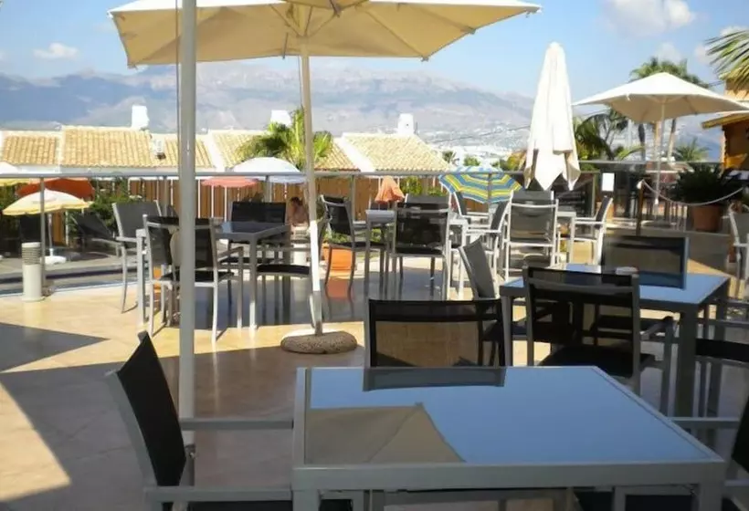 ホテル Albir Palace Apartments