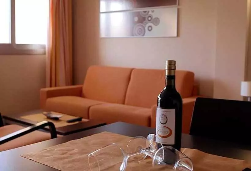 ホテル Albir Palace Apartments