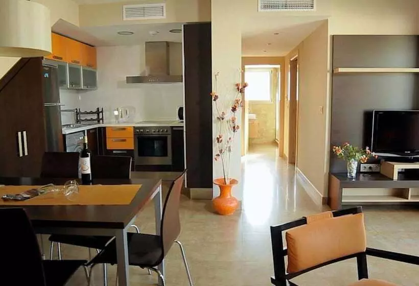 ホテル Albir Palace Apartments