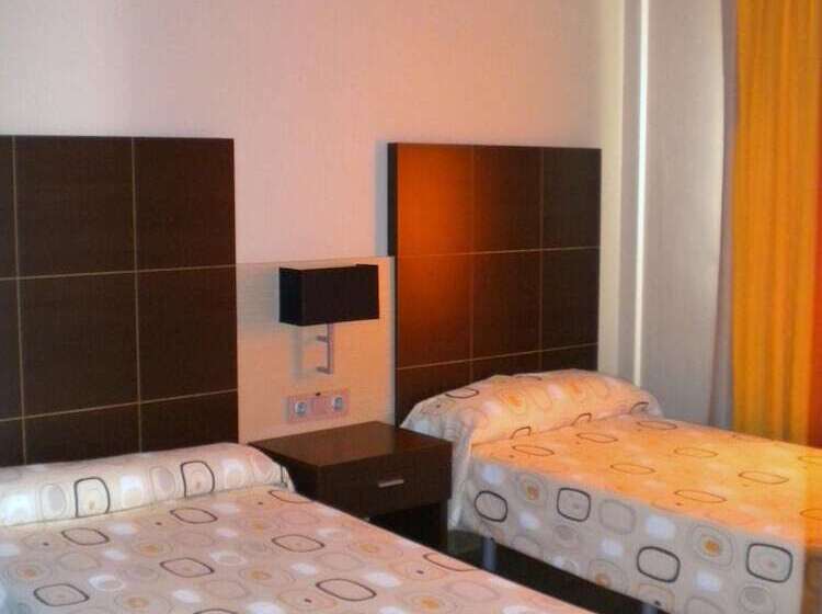 호텔 Albir Palace Apartments