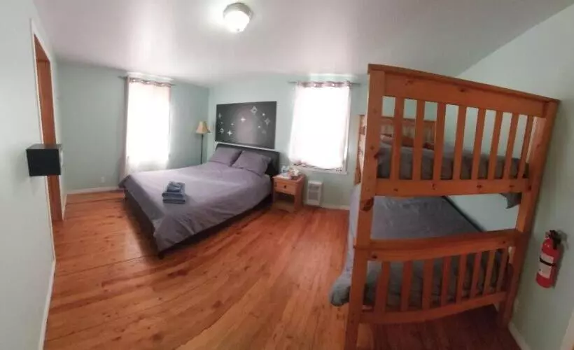 ホテル Auberge Le P Tit Bonheur   Hostel