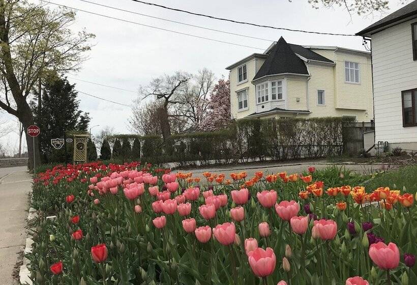 هتل Bedham Hall B&b