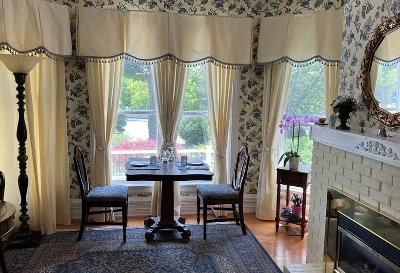 هتل Bedham Hall B&b