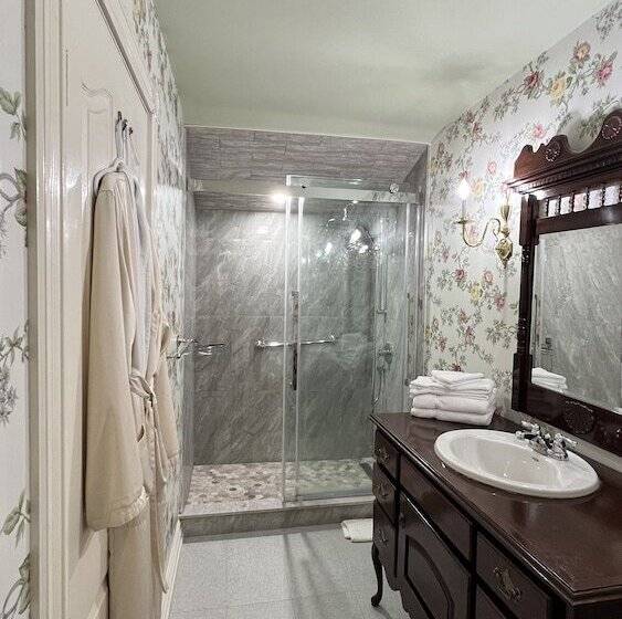 هتل Bedham Hall B&b