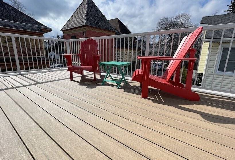 هتل Bedham Hall B&b