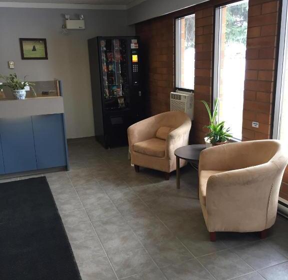 هتل Capri Motor Inn