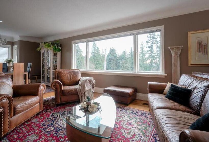 فندق Crystal S View Bed & Breakfast