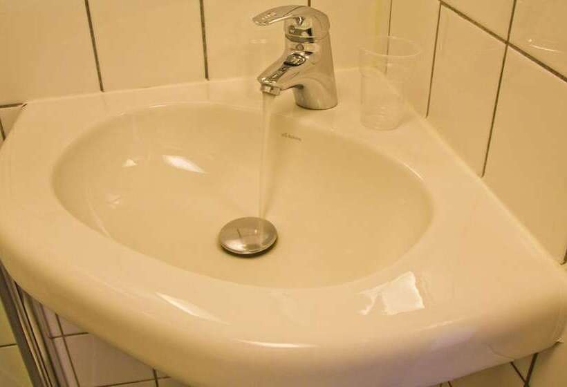 酒店 H2o Hostel Terschelling