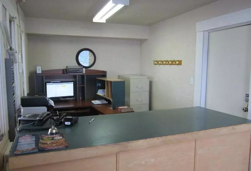 ホテル Hideaway Inn