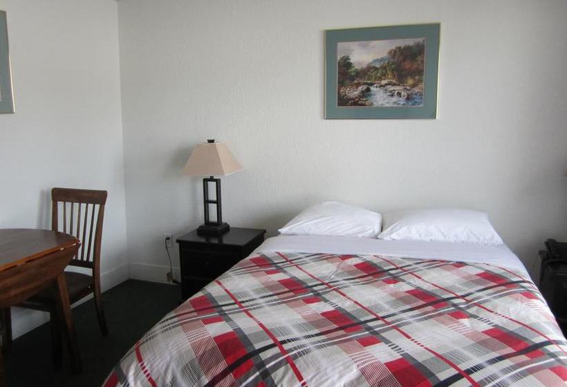 בית מלון כפרי Hideaway Inn