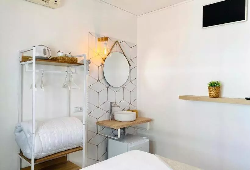 هتل La Bartola Guesthouse